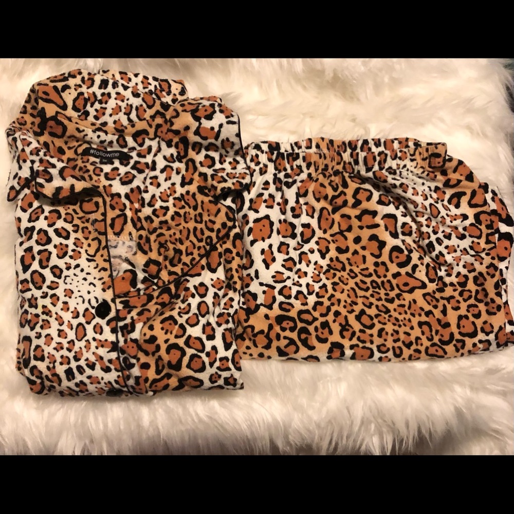 #Followme leopard print pajamas